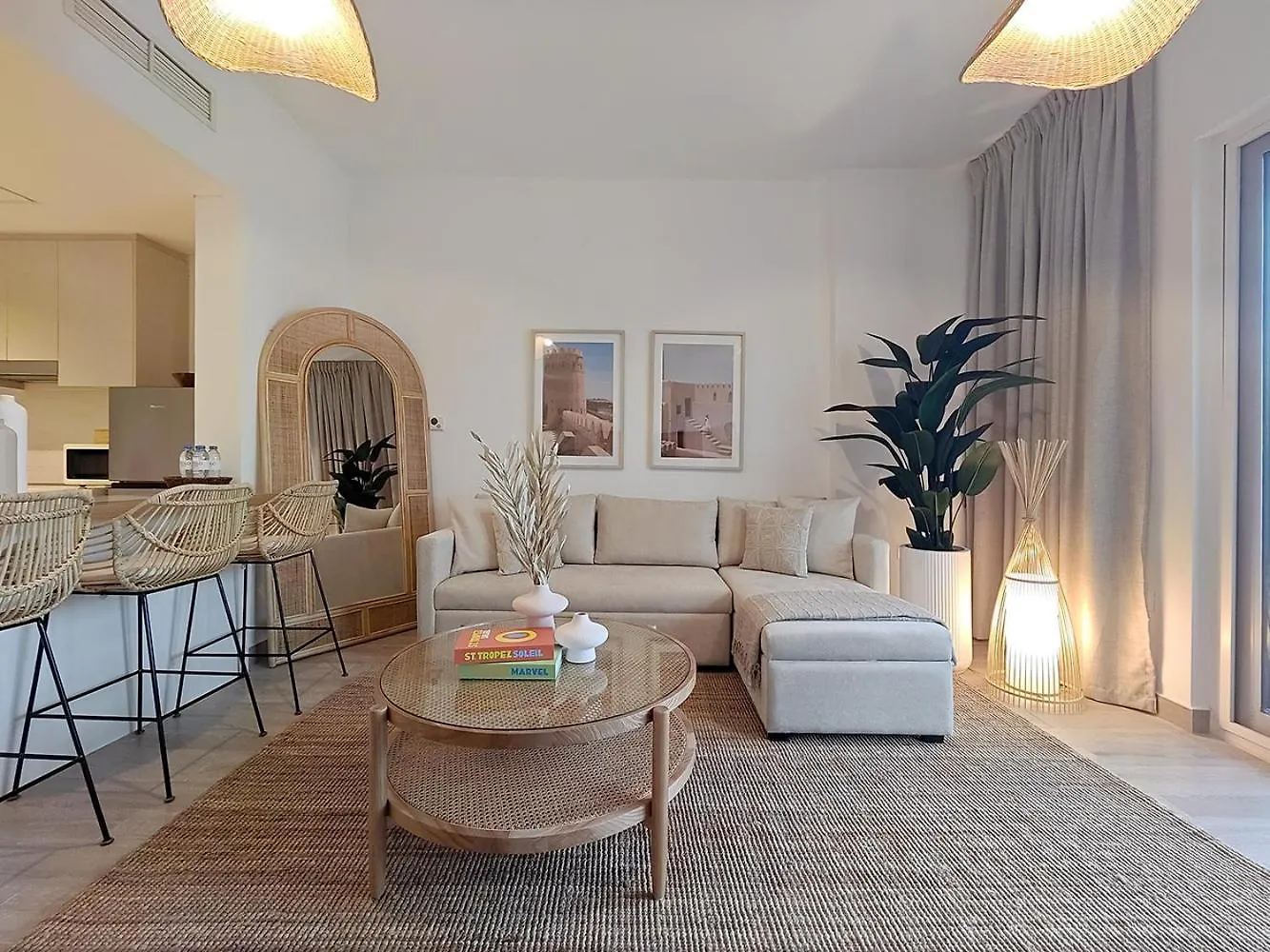 Otolo Homes Apartments On Yas Island With Complimentary Yas Theme Park Tickets 아부다비