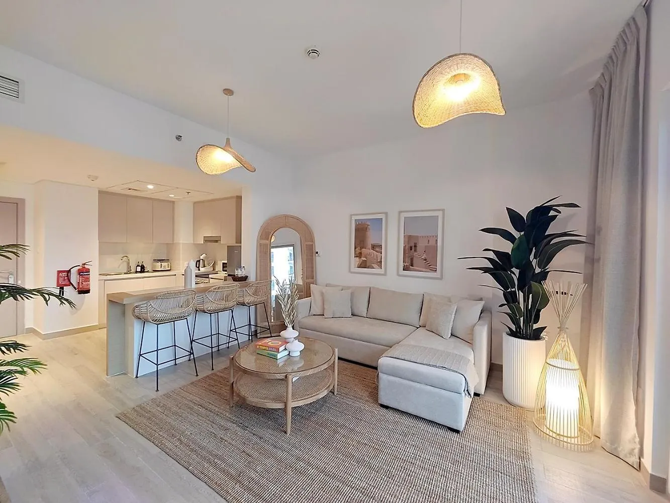 Otolo Homes Apartments On Yas Island With Complimentary Yas Theme Park Tickets 아부다비