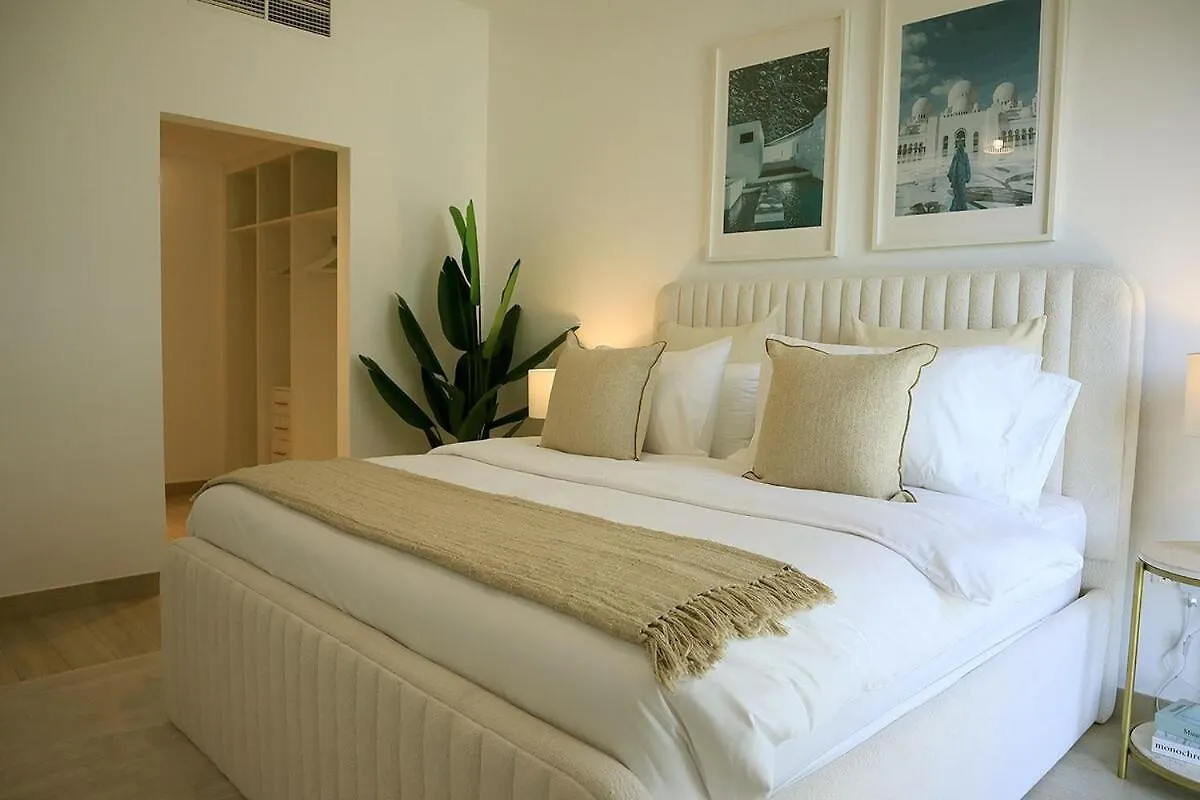 Otolo Homes Apartments On Yas Island With Complimentary Yas Theme Park Tickets 아부다비 0*,