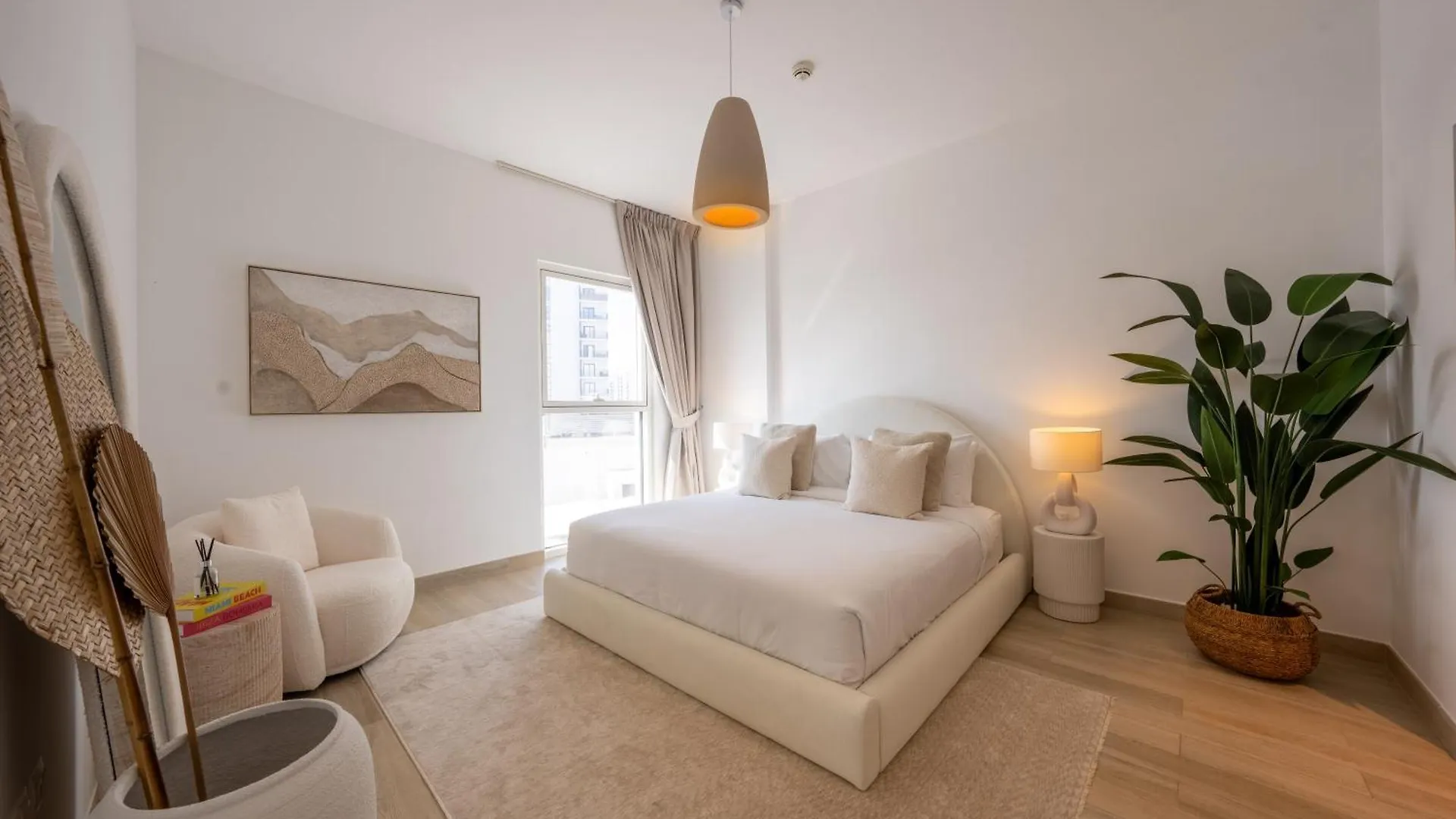 Otolo Homes Apartments On Yas Island With Complimentary Yas Theme Park Tickets Абу-Даби