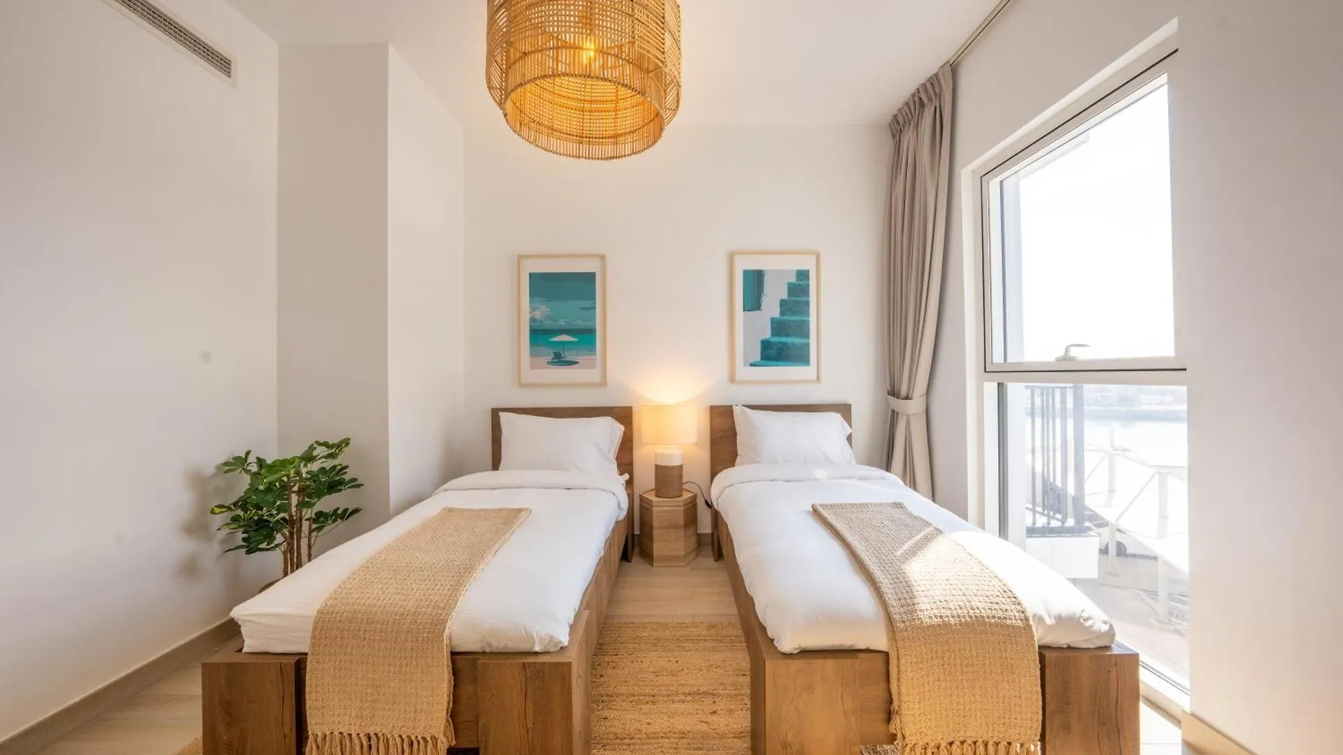 Otolo Homes Apartments On Yas Island With Complimentary Yas Theme Park Tickets Абу-Даби ОАЭ