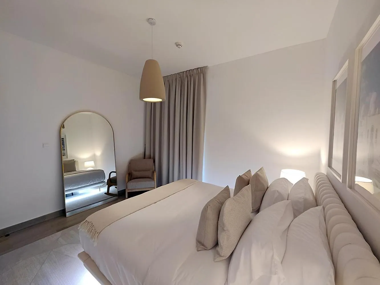Otolo Homes Apartments On Yas Island With Complimentary Yas Theme Park Tickets Абу-Даби