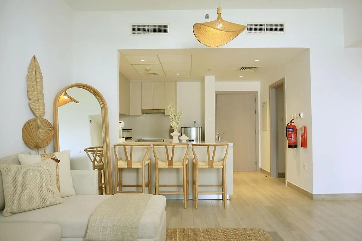 Otolo Homes Apartments On Yas Island With Complimentary Yas Theme Park Tickets Абу-Даби
