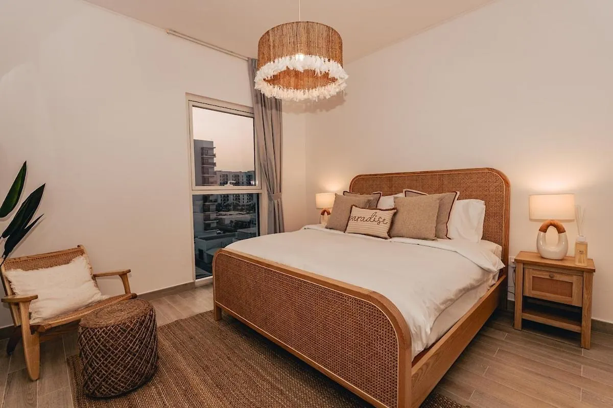 Otolo Homes Apartments On Yas Island With Complimentary Yas Theme Park Tickets Абу-Даби