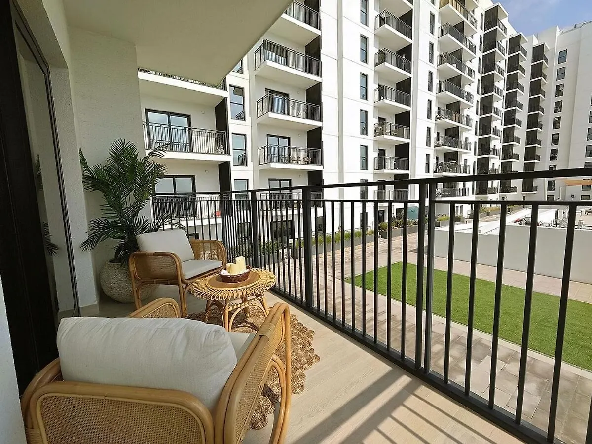 Otolo Homes Apartments On Yas Island With Complimentary Yas Theme Park Tickets Abou Dabi