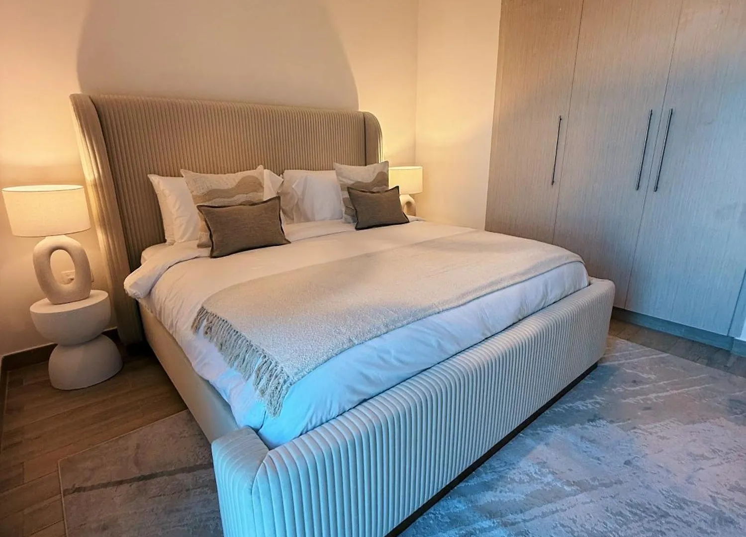 Otolo Homes Apartments On Yas Island With Complimentary Yas Theme Park Tickets Abou Dabi