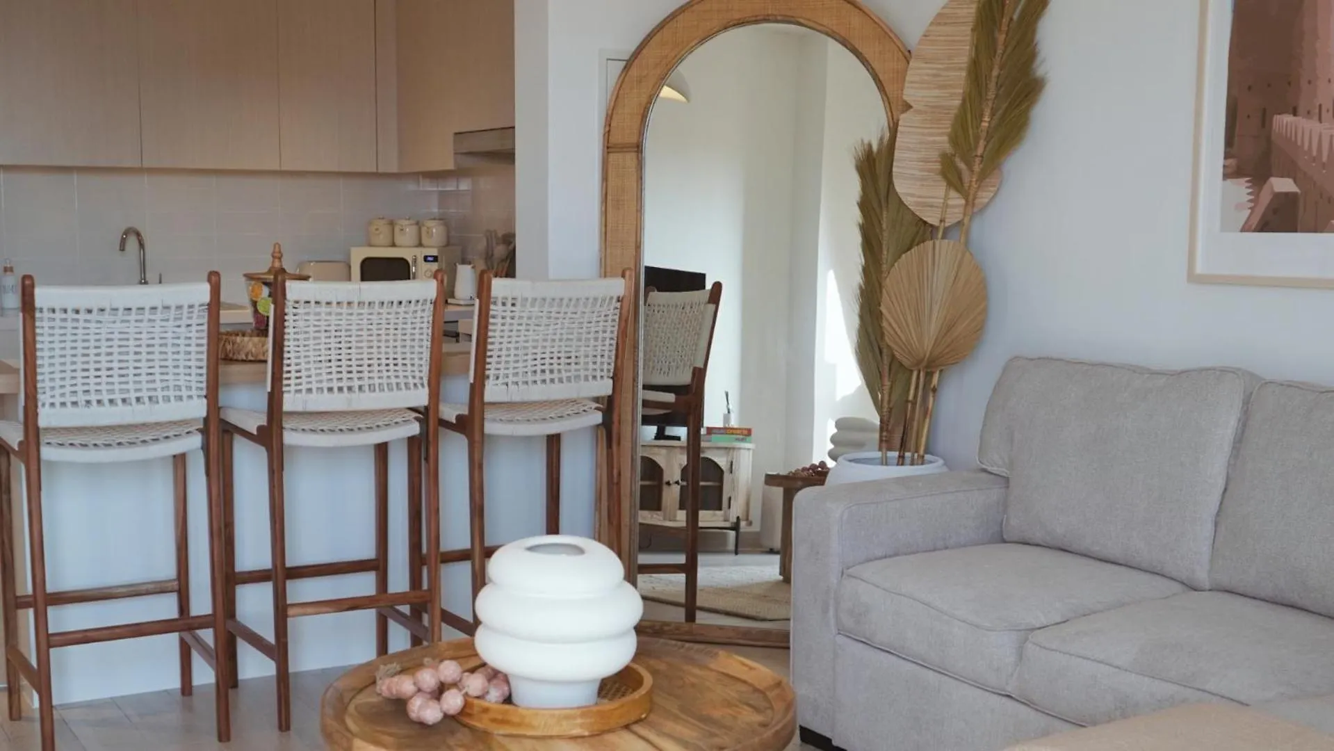 Otolo Homes Apartments On Yas Island With Complimentary Yas Theme Park Tickets Abou Dabi